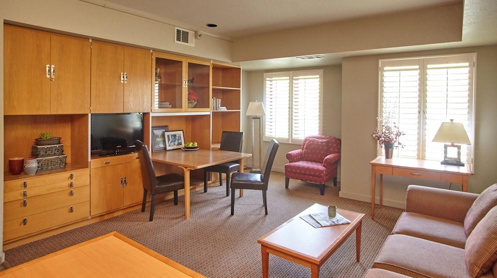 Palisades Tahoe 3*