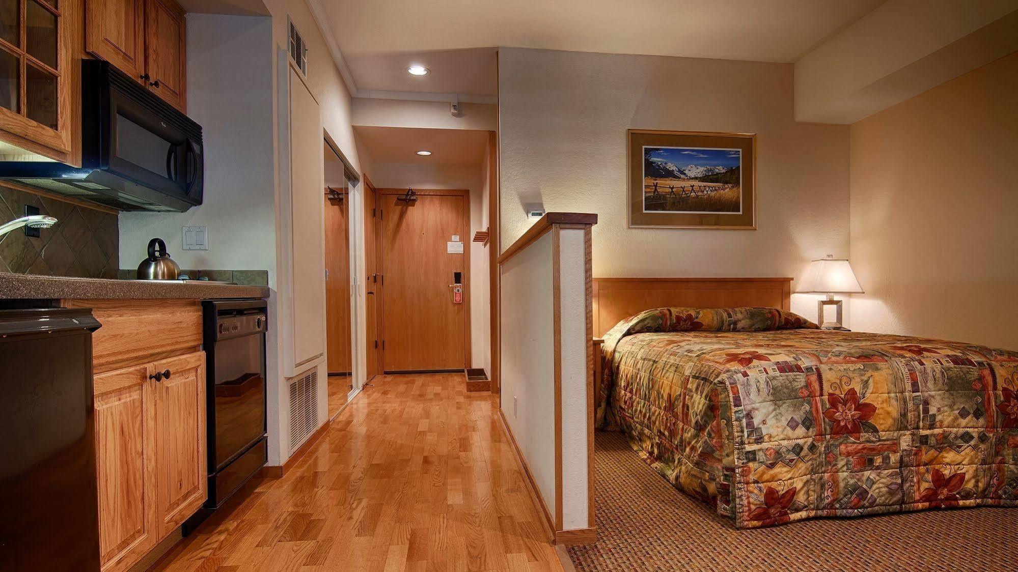 Palisades Tahoe 3*